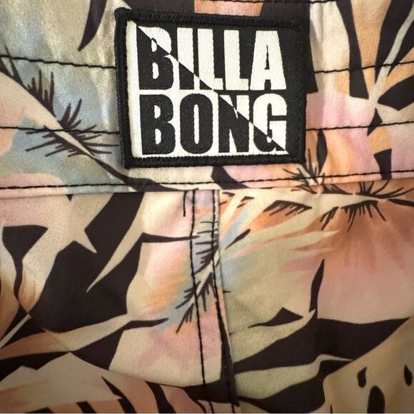 NWT Billabong ‘Postcards From Paradise’ Lace-up - Swim Bottoms Size 9 (Juniors) - Picture 9 of 13